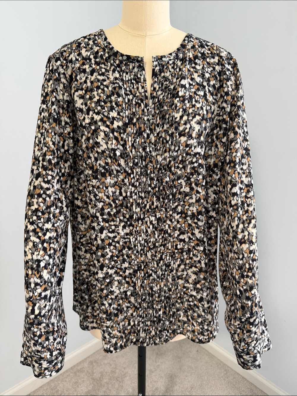 Talbots Black, White & Tan Printed Long-Sleeve Blouse SZXL